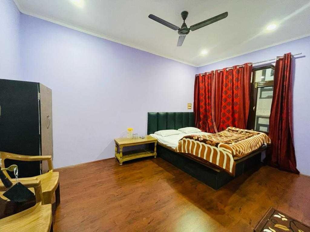 Hotel O Desire Guest House Srīnagar Екстериор снимка